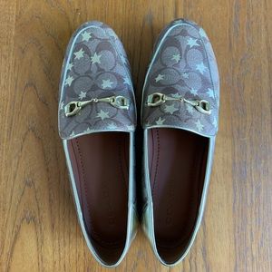 COACH Haley Khaki Gold Loafers - 8.5